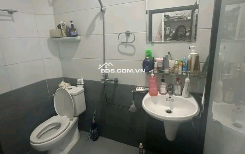 cho thuê nhà ở - vị trí thuận lợi giao thông đi hà đông và cầu giấy